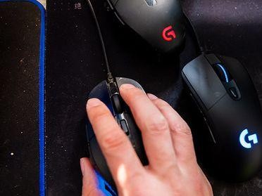 罗技G303玩LOL，游戏体验如何？（以罗技G303为工具，畅享英雄联盟的乐趣！）