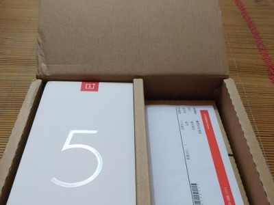 一加5Tvs一加5（比较一加5T和一加5的性能、设计和功能，为您提供明智的选择。）